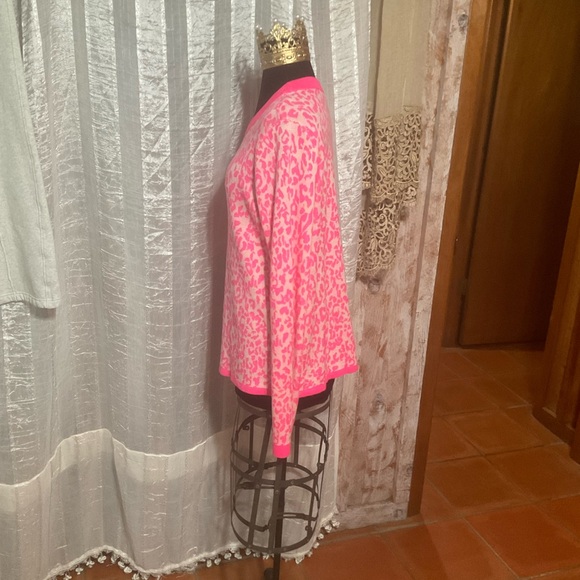 Lily Pulitzer Animal Print Sweater M - Picture 3 of 10